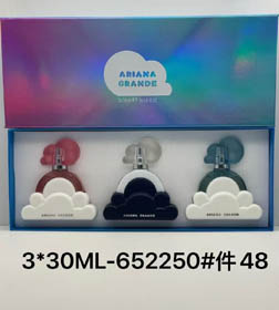 Ariana Grande Cloud perfume sample-3271